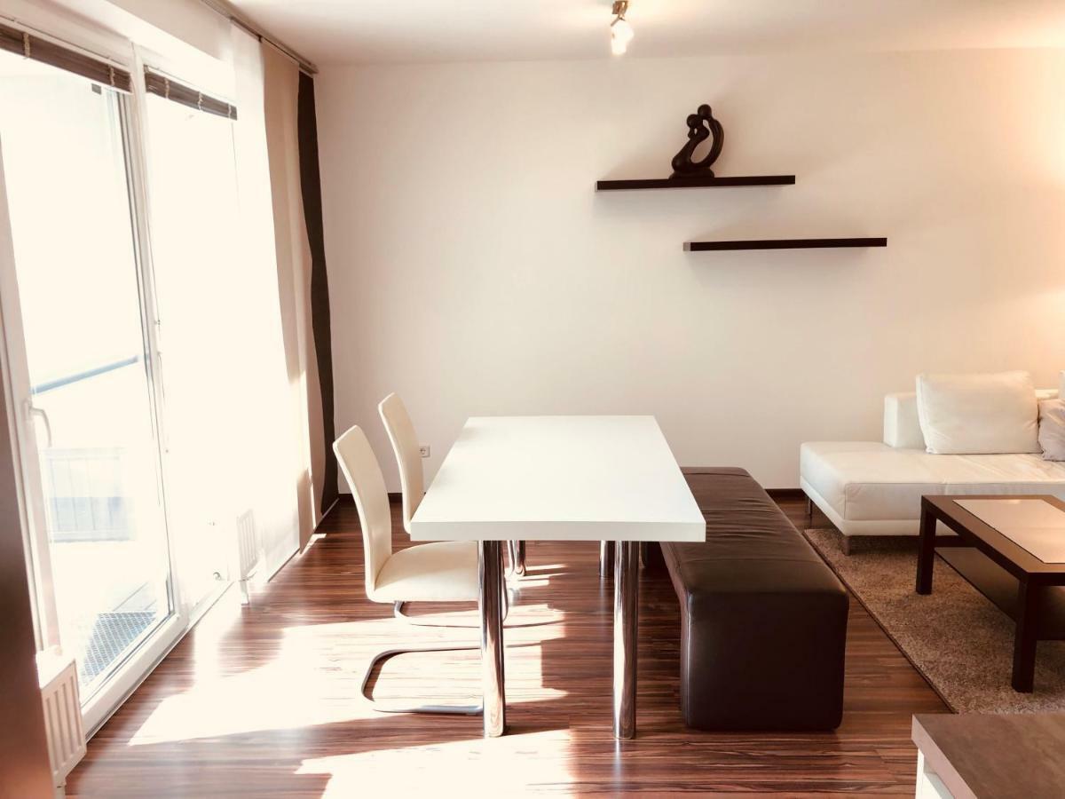 25H Garden Apartment Plus Private Beach Neusiedl am See Exterior foto